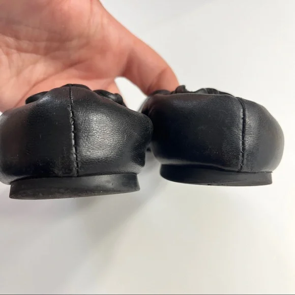 Tory Burch Flats Black with Gold Emblem - Picture 10 of 14